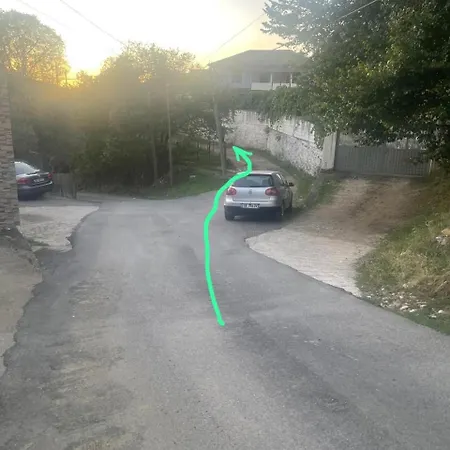 Klajdis 招待所 Krujë